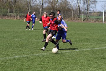 Bild 157 - Frauen am 10.4.11